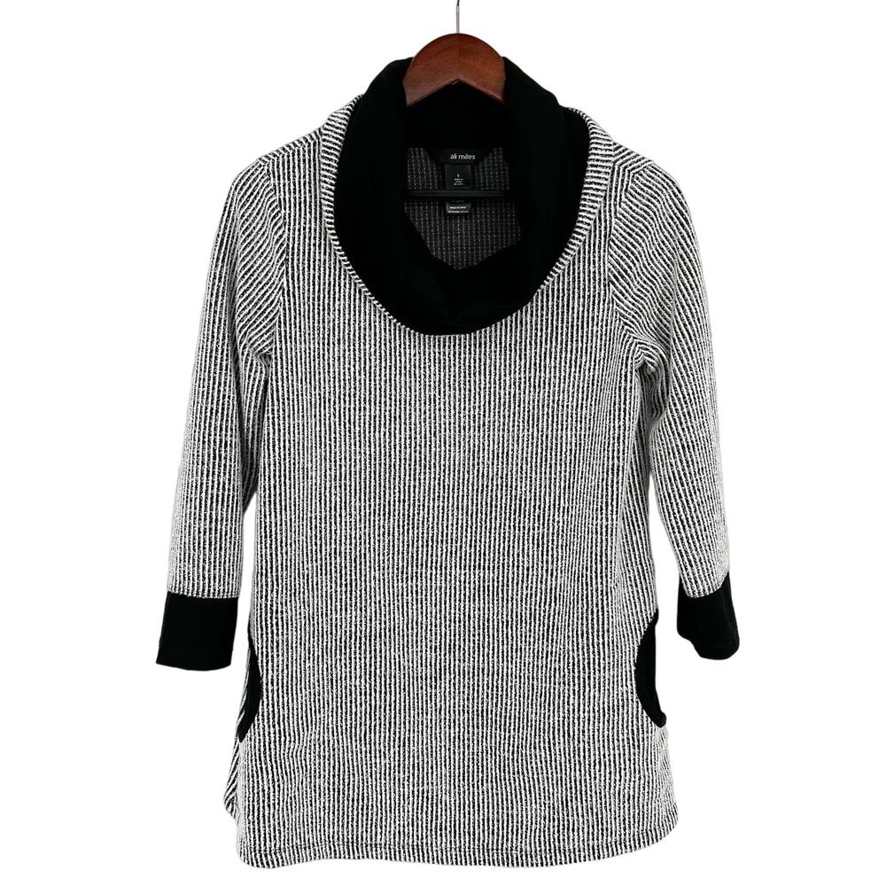 Ali Miles Womens Size Small Black Gray Sweatshirt Blouse Shirt Top Artsy Winter